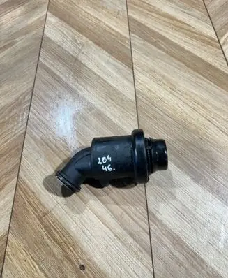 Mercedes-Benz C W204 Intake resonator A6511400087 4011195A