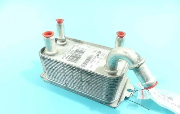 Engine oil radiator