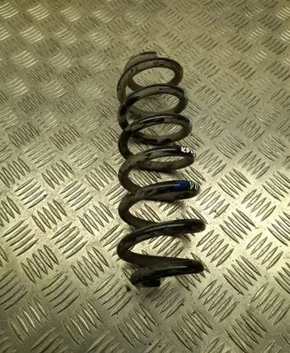 Toyota Yaris Cross Rear coil spring 069