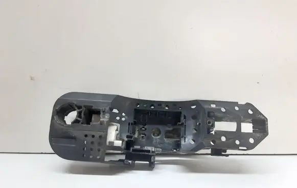 Front door exterior handle/bracket