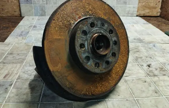 Seat Altea XL Front wheel hub
