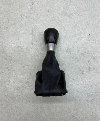 Volvo V60 Gear lever shifter trim leather/knob 1009693