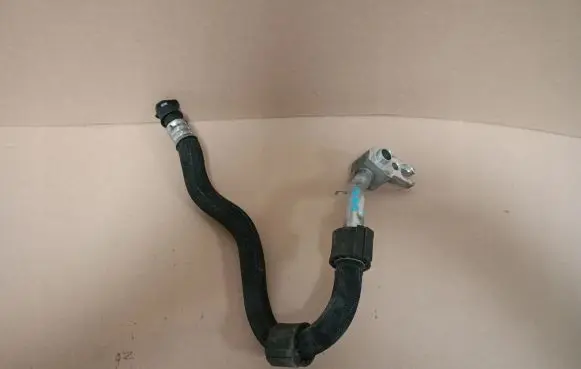 Maserati Ghibli Air conditioning (A/C) pipe/hose 670030074