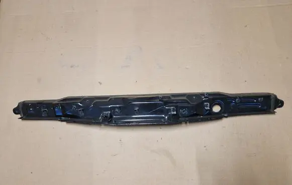Mitsubishi L200 Other body part MN136341