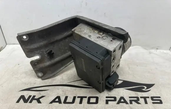 Volvo S60 ABS Pump 30793445 10092504153 00401396