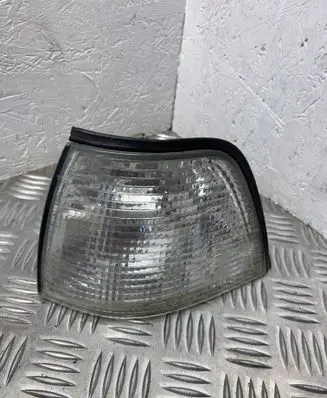 BMW 3 E36 Front indicator light 183272B