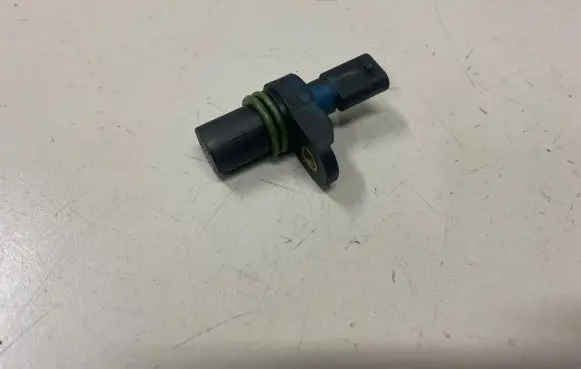 BMW 5 E60 E61 Crankshaft position sensor 7805093