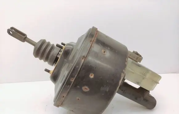 Mercedes-Benz G W461 W463 1st Gen Master brake cylinder 3350880551 3685714114 0004301008
