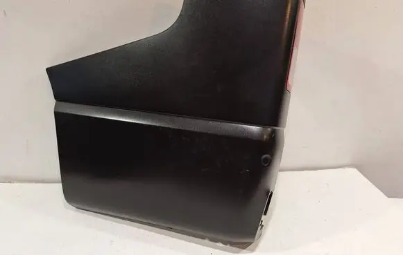 Rear bumper corner part panel trim