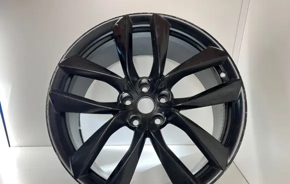 Tesla Model S R21 alloy rim 107574901D 1075749