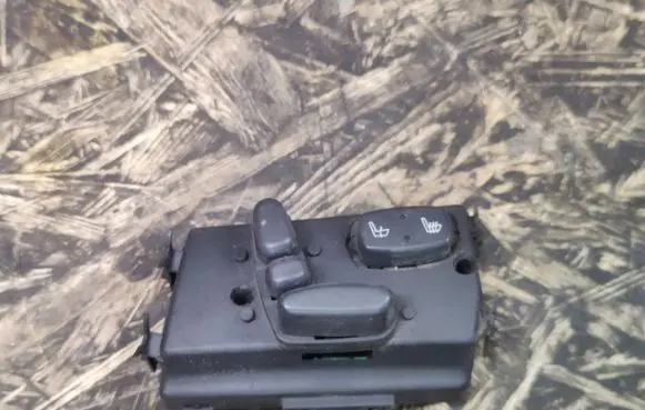 Chrysler Pacifica Seat control switch 1AK89TRMAA