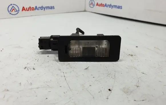 BMW 5 E60 E61 Number plate light 7165646 63267165646 8372001