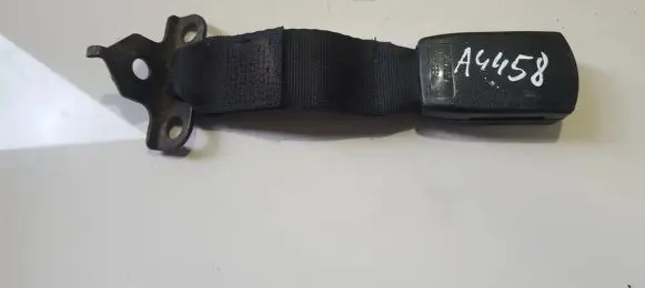 Honda Civic Rear seatbelt buckle