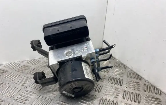 BMW 3 F30 F35 F31 ABS Pump 6793931 34516793931