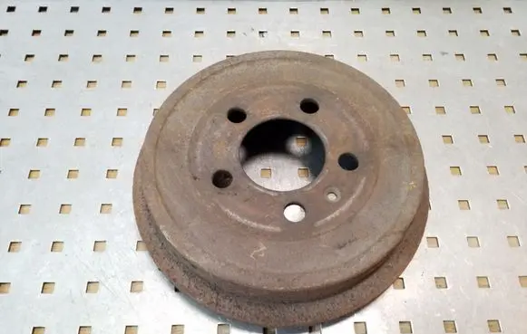Skoda Fabia Mk1 (6Y) Drum brake (rear) 6Q0609617