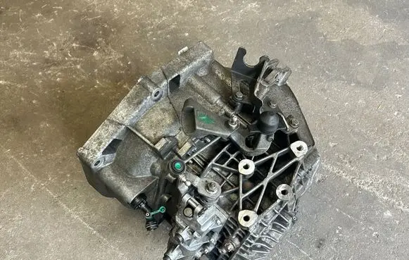 Fiat 500X Manual 6 speed gearbox 55250410