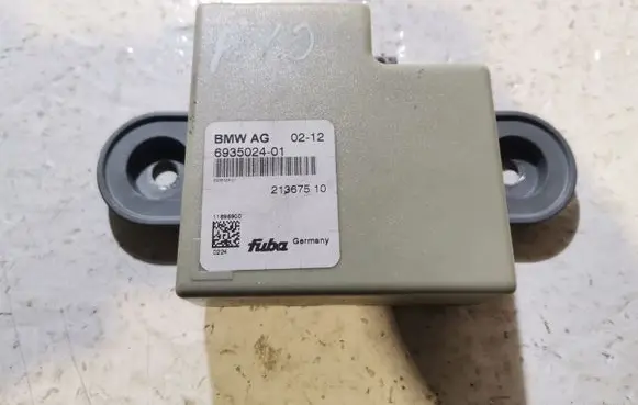 BMW 5 F10 F11 Antenna control unit 693502401