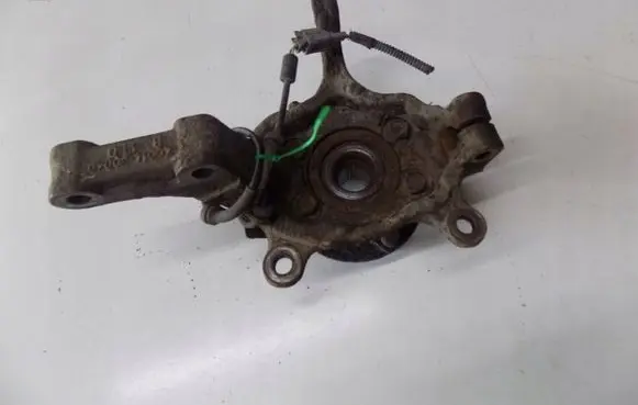 Nissan Qashqai Stub axle K9KL292