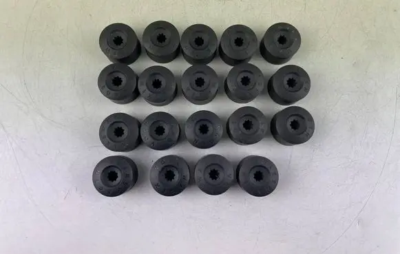 Volkswagen Golf VIII Wheel nut cap/cover 3C0601173 1K0601173