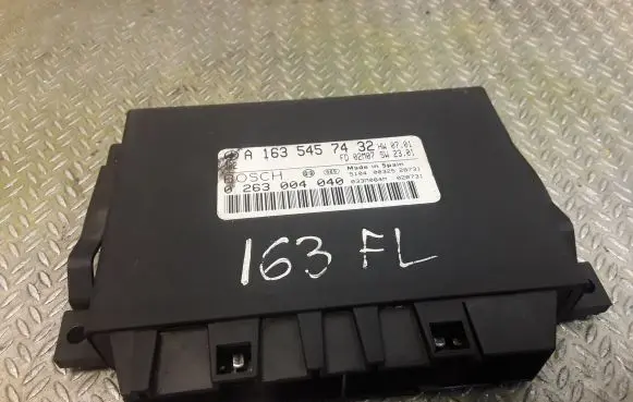 Mercedes-Benz ML W163 Parking PDC control unit/module 1635457432 A1635457432