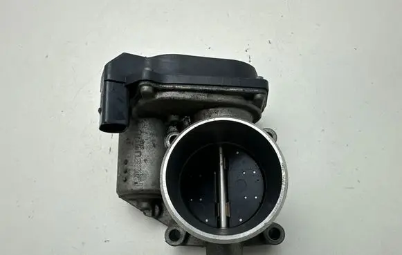Audi A3 S3 8V Throttle valve 06F133062J