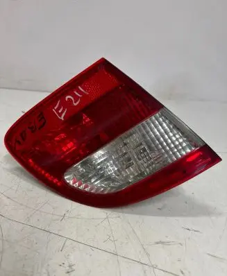 Mercedes-Benz E W211 Tailgate rear/tail lights A2118201364