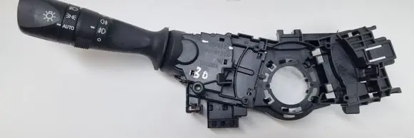 Toyota C-HR I Indicator stalk 17F852