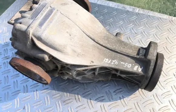 Audi A8 S8 D3 4E Rear differential HNM HNM301007 0AR525083
