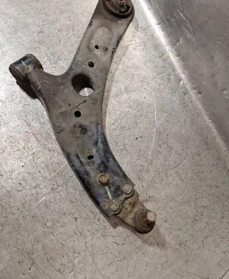 Hyundai i30 Front lower control arm/wishbone 54500A6200 1154N280115