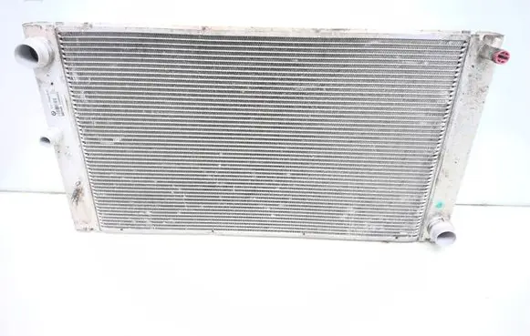 BMW 5 E60 E61 Coolant radiator 7795878 17117795878