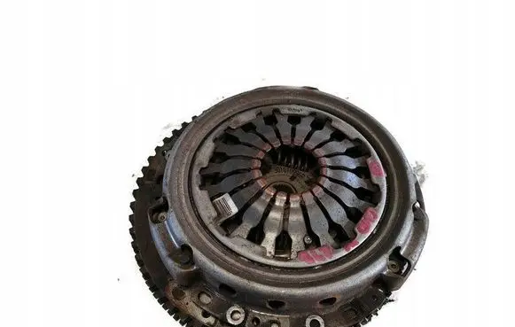 Renault Clio IV Clutch set kit 301010996R
