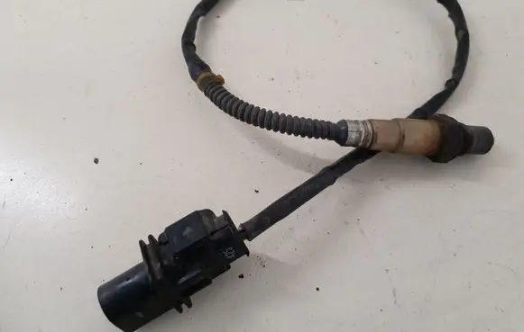 Volkswagen PASSAT B6 Lambda probe sensor 03G906262A
