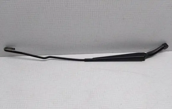 Volvo V70 Front wiper blade arm 8624269 182350
