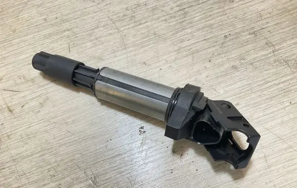 BMW 3 E46 High voltage ignition coil 