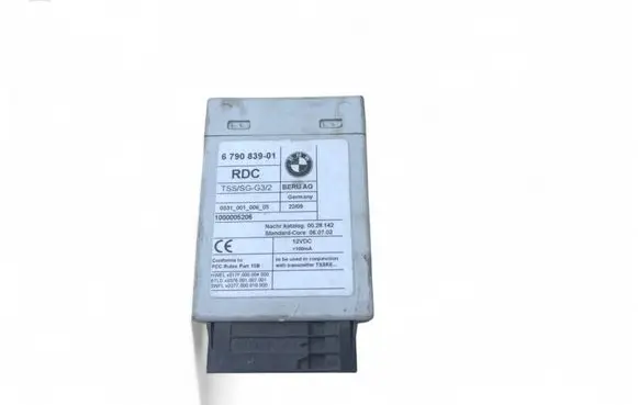 BMW 7 F01 F02 F03 F04 Tire pressure control unit 6790839