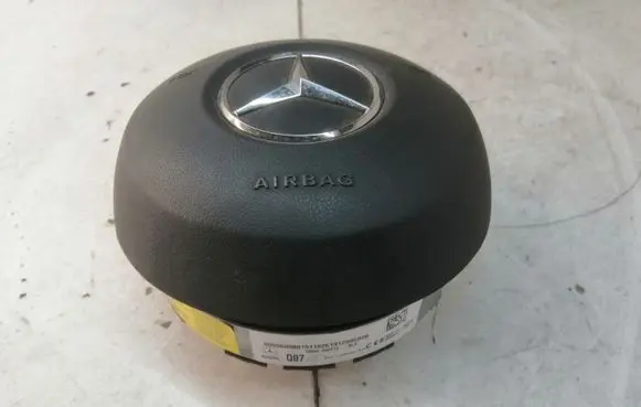 Mercedes-Benz Vaneo W414 Steering wheel airbag 0589P1000970 090519
