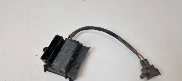 Saab 9-3 Ver2 Coolant fan relay 1379151