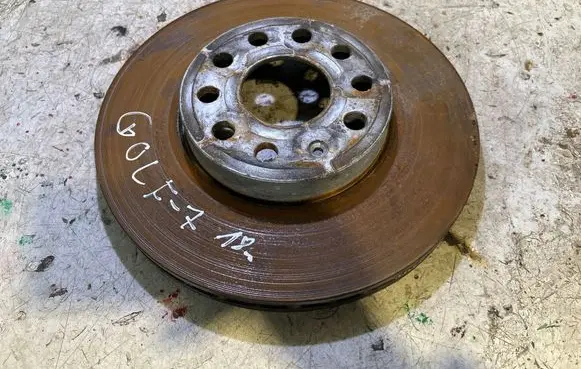 Volkswagen Golf VII Front brake disc