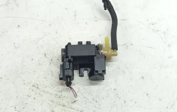 Audi A4 S4 B8 8K Turbo solenoid valve 8K0906627 2241002513