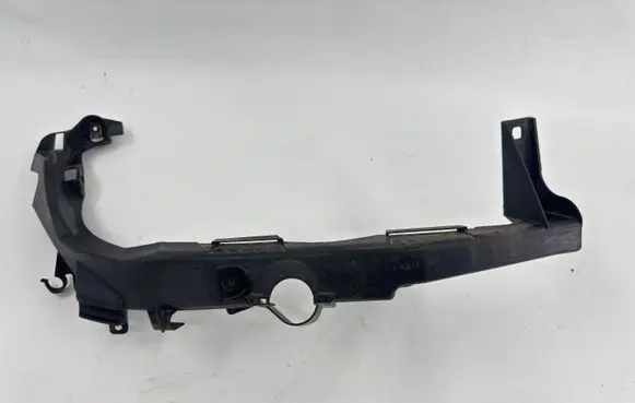 BMW 3 E90 E91 Headlight/headlamp mounting bracket 7116708