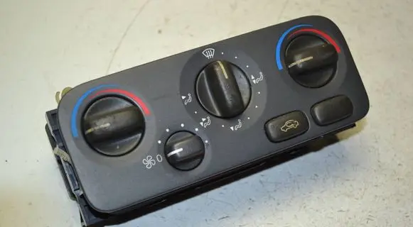 Volvo S70 V70 V70 XC Climate control unit 9171442 9400803