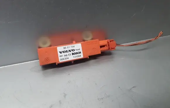 Volvo XC90 Airbag deployment crash/impact sensor 8651754