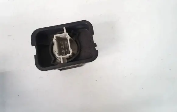 Opel Zafira B Coolant fan relay c6546