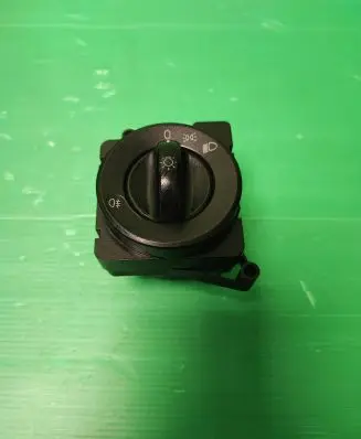 Mercedes-Benz Sprinter W906 Light switch A9065450104 ZGS003 1910925