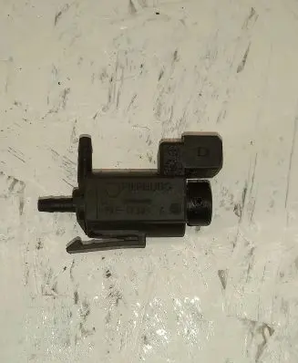 Volvo V70 Turbo solenoid valve 72224010 30611668