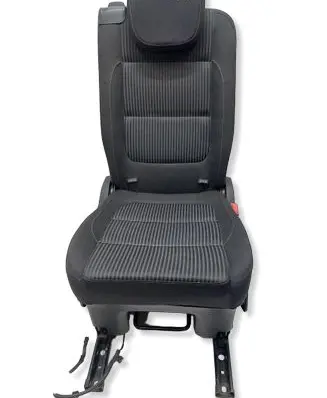 Seat Alhambra (Mk2) Second row seats 