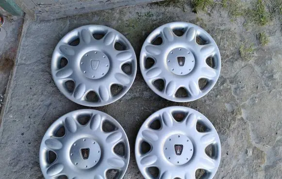 Rover 214 - 216 - 220 R14 wheel hub/cap/trim DTB101340XXX