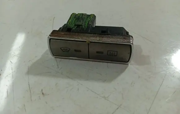 Ford S-MAX Windscreen/window heater switch BS7TALRVA