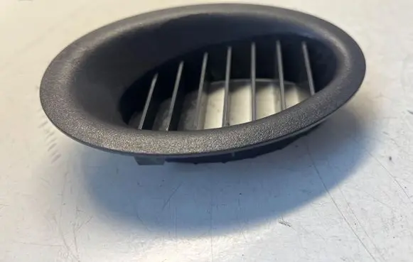 Mercedes-Benz A W168 Dash center air vent grill 1688310860
