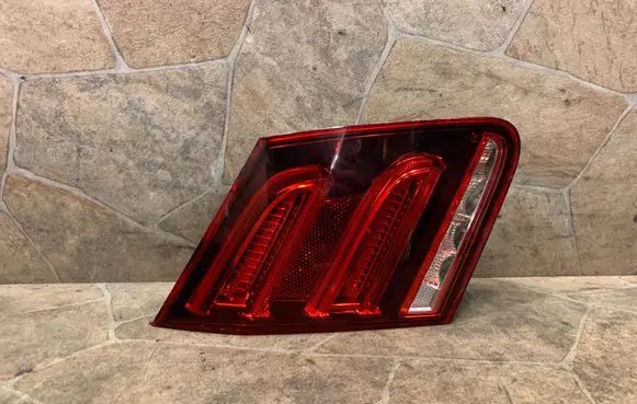 Mercedes-Benz E W212 Tailgate rear/tail lights